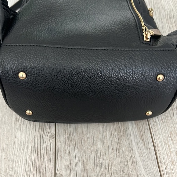 Mini Multi-Pocket Backpack - Picture 6 of 10